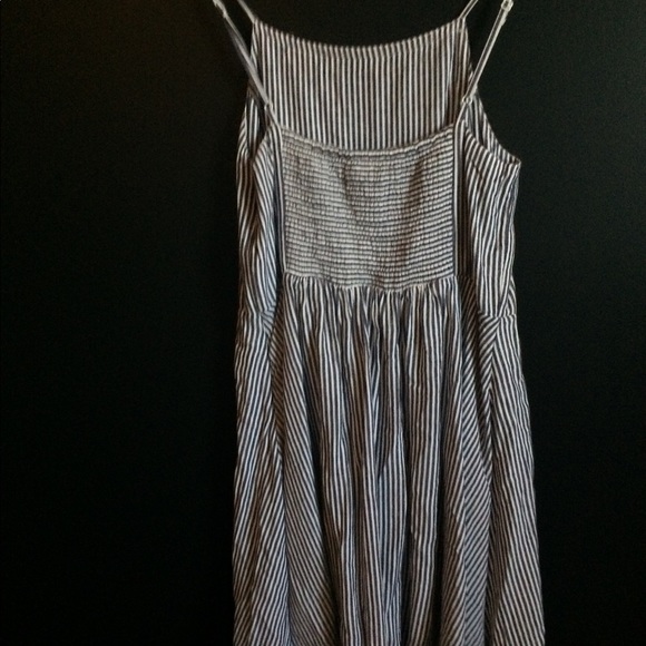 Striped Old Navy dress! - Picture 3 of 3